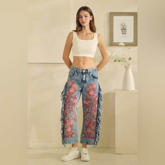 BP1145 Washed Embroidery Side Fray Jeans (More Images Coming Soon) - Picture 3 of 11